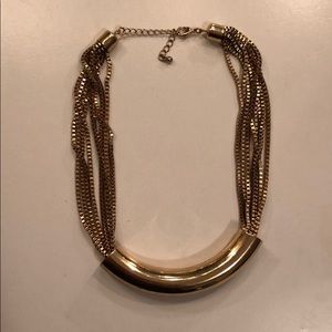 Chunky gold necklace